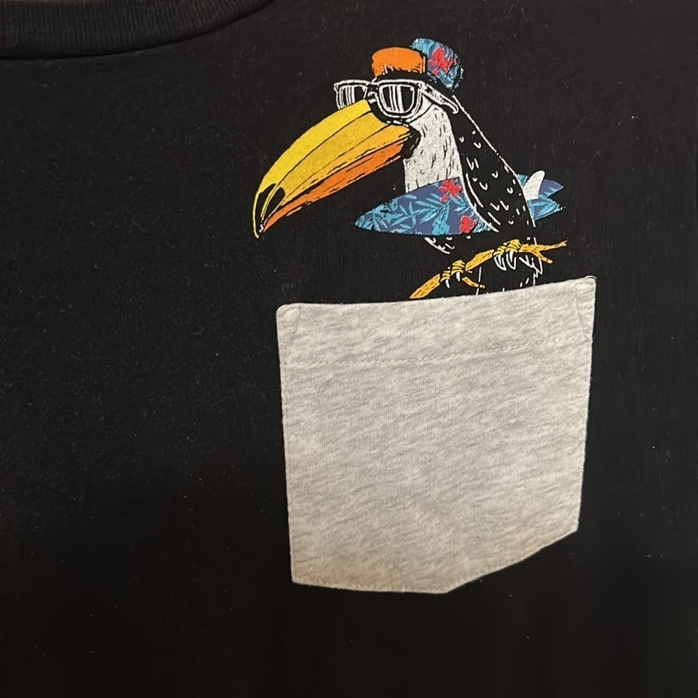 Vintage Old navy toucan surf shirt